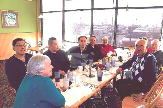 2010_Russian Physicians and Their Hosts at Sweet Tomato Restaurant